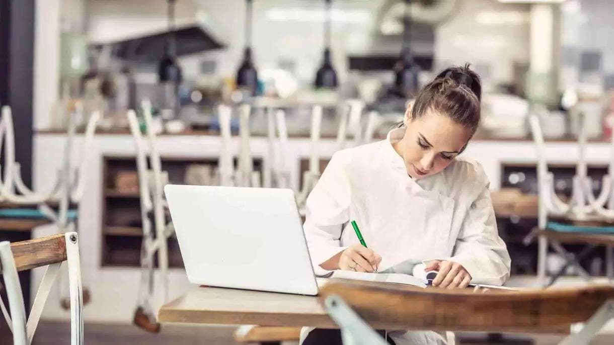 Unlock Fair Compensation: Free Holiday Pay Calculator for Hourly Paid Staff